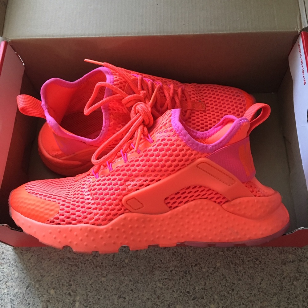 Girls youth Nike Air Huarache